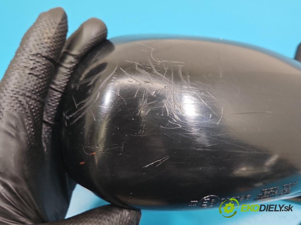 Toyota Rav4 I 1994-2000 2.0 16V 129 HP manual 95 kW 1998 cm3 3- zrkadlo pravé  (Kľučka dverí ostatné)