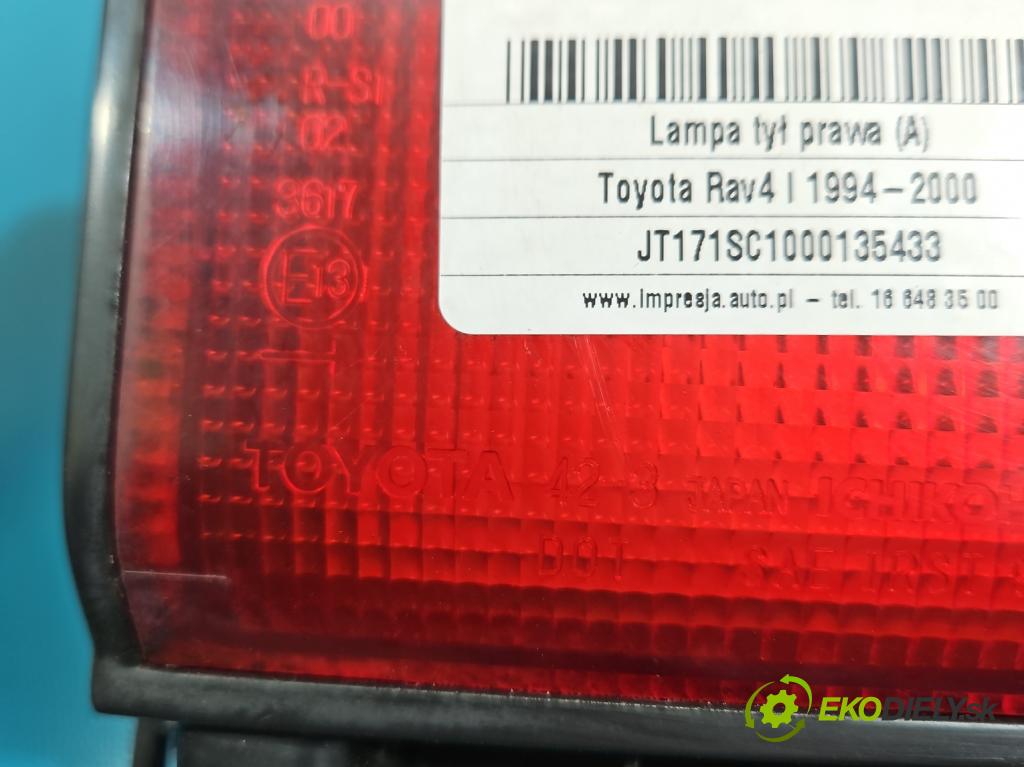 Toyota Rav4 I 1994-2000 2.0 16V 129 HP manual 95 kW 1998 cm3 3- svetlo / reflektor zadné pravé  (Kľučka dverí ostatné)