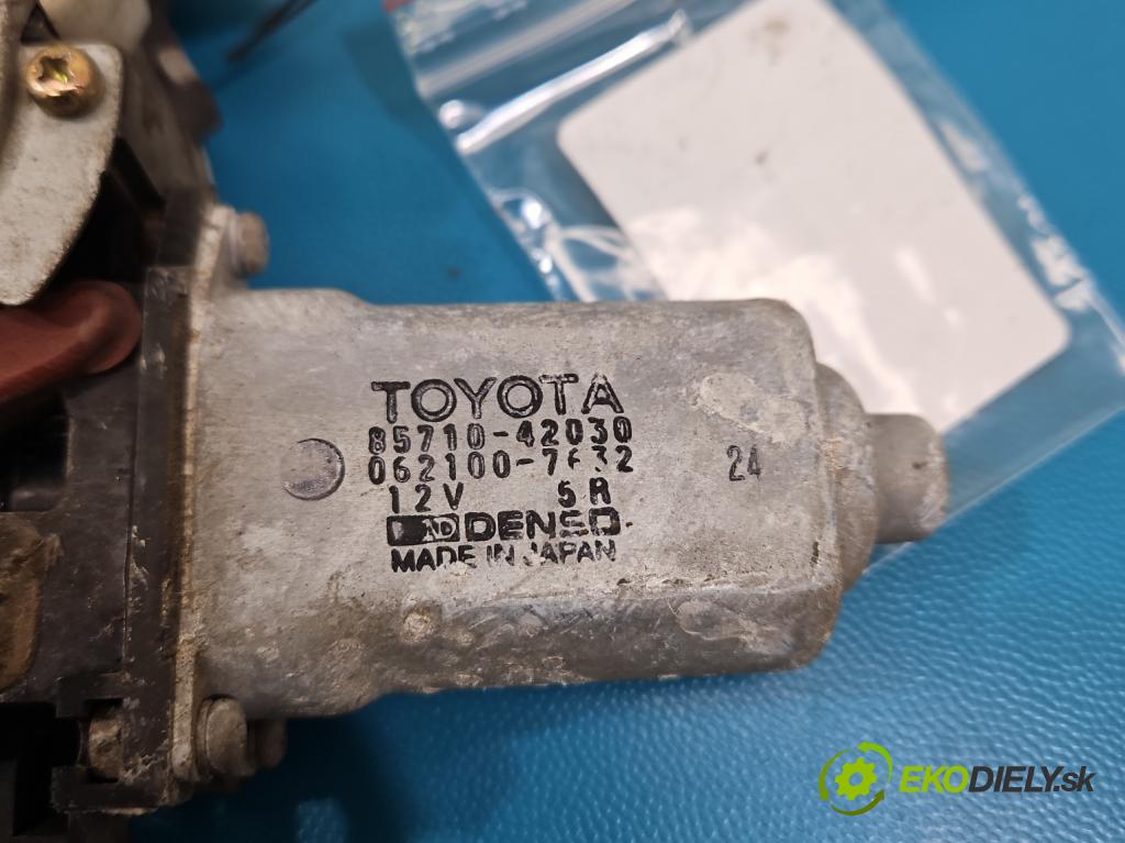 Toyota Rav4 I 1994-2000 2.0 16V 129 hp manual 95 kW 1998 cm3 3- mechanismus stahování přední pravý 85710-42030