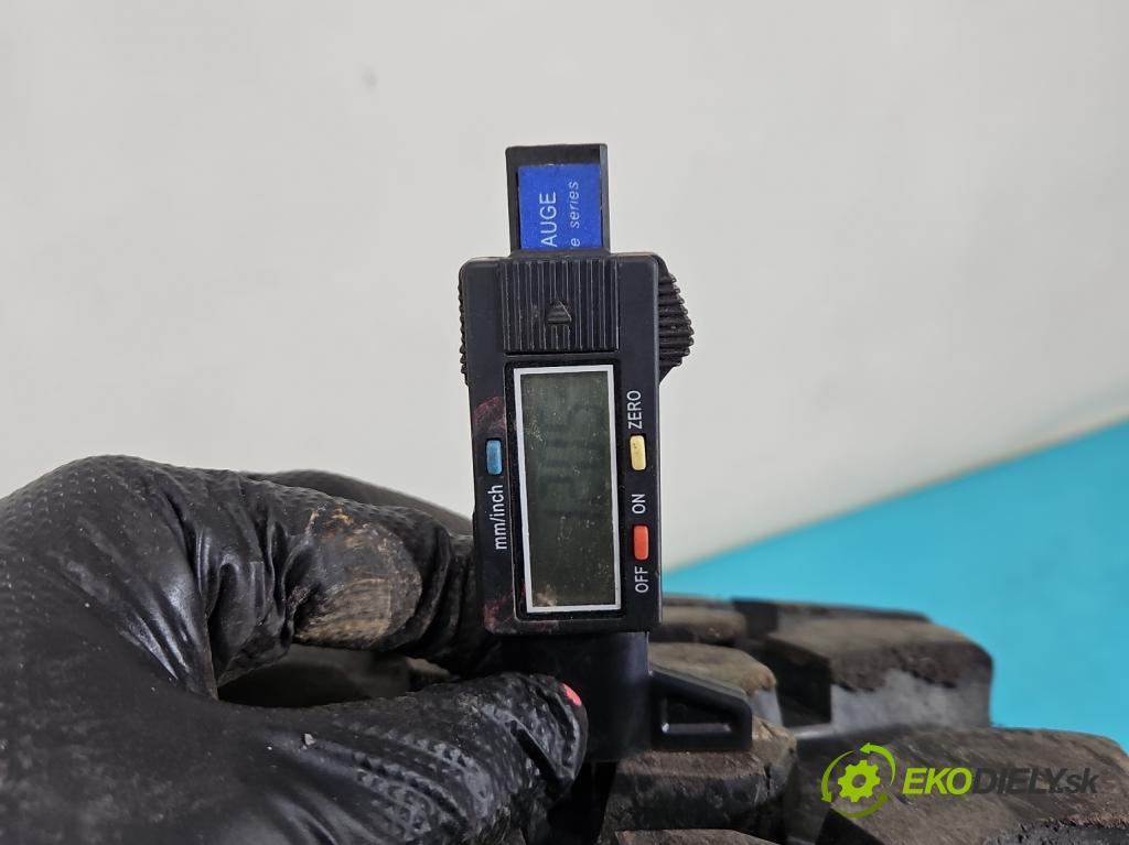 Toyota Rav4 I 1994-2000 2.0 16V 129 HP manual 95 kW 1998 cm3 3- koleso 4 kusov: komplet