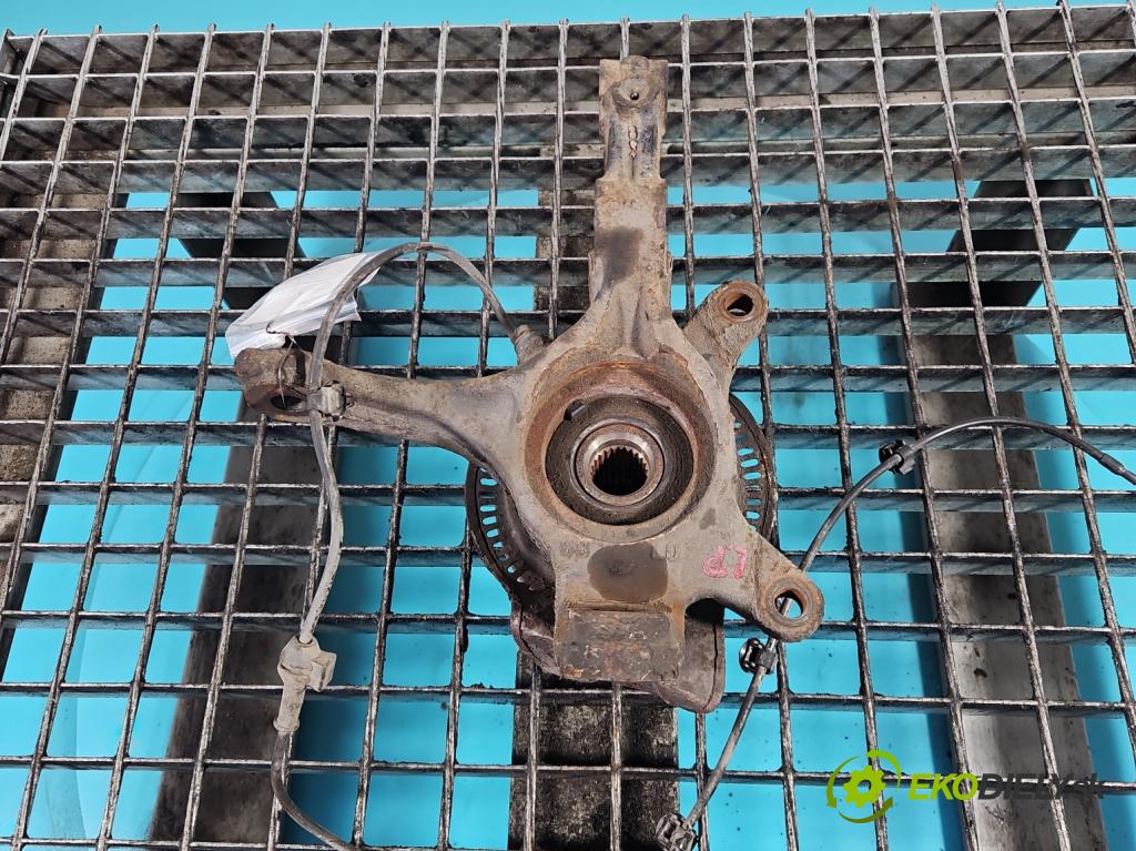 Suzuki Swift Mk7 2010-2017 1.2 16V 94 HP manual 69 kW 1242 cm3 5- náboj ľavé  (Náboj kolesa)