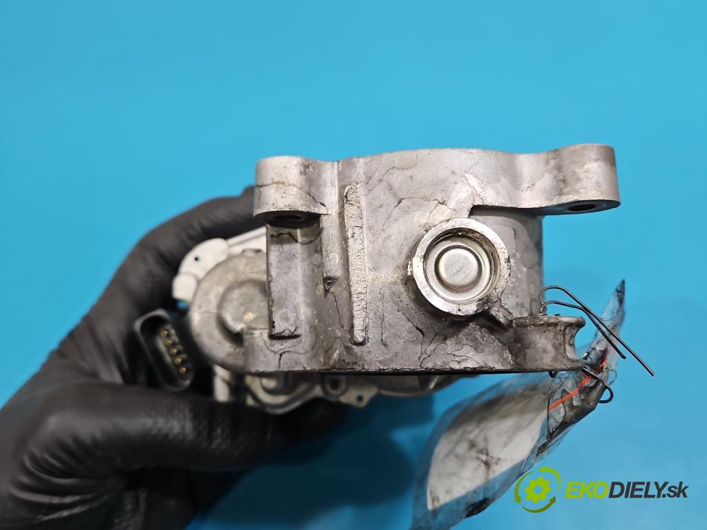 Skoda Superb IV 2023- 2.0 TDI 150 HP automatic 110 kW 1968 cm3 5- klapka 05L128063E (Škrtiaca klapka)