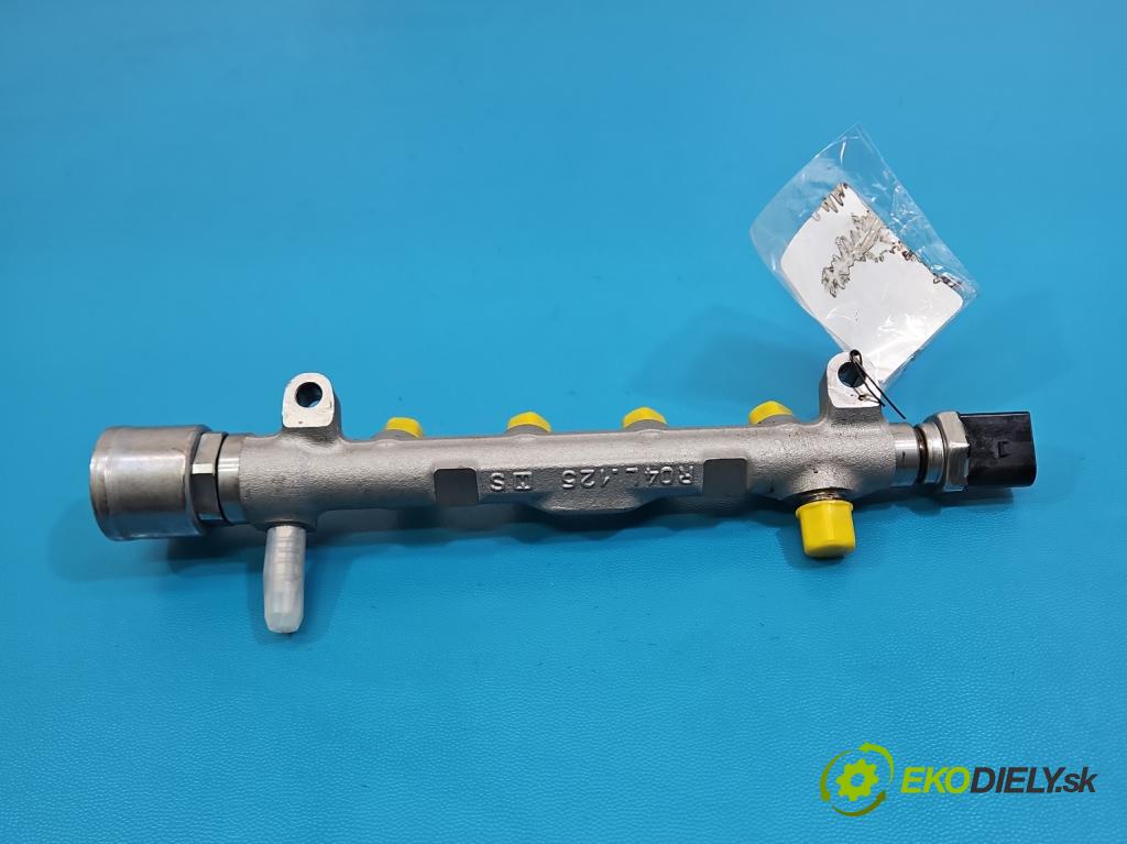 Skoda Superb IV 2023- 2.0 TDI 150 hp automatic 110 kW 1968 cm3 5- lišta vstřikovací 05L089 (Vstřikovací lišta)