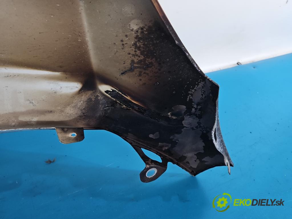 Mercedes A W177 2018- 2.0 T 306KM automatic 225 kW 1991 cm3 4- blatník predné pravý  (Kľučka dverí ostatné)