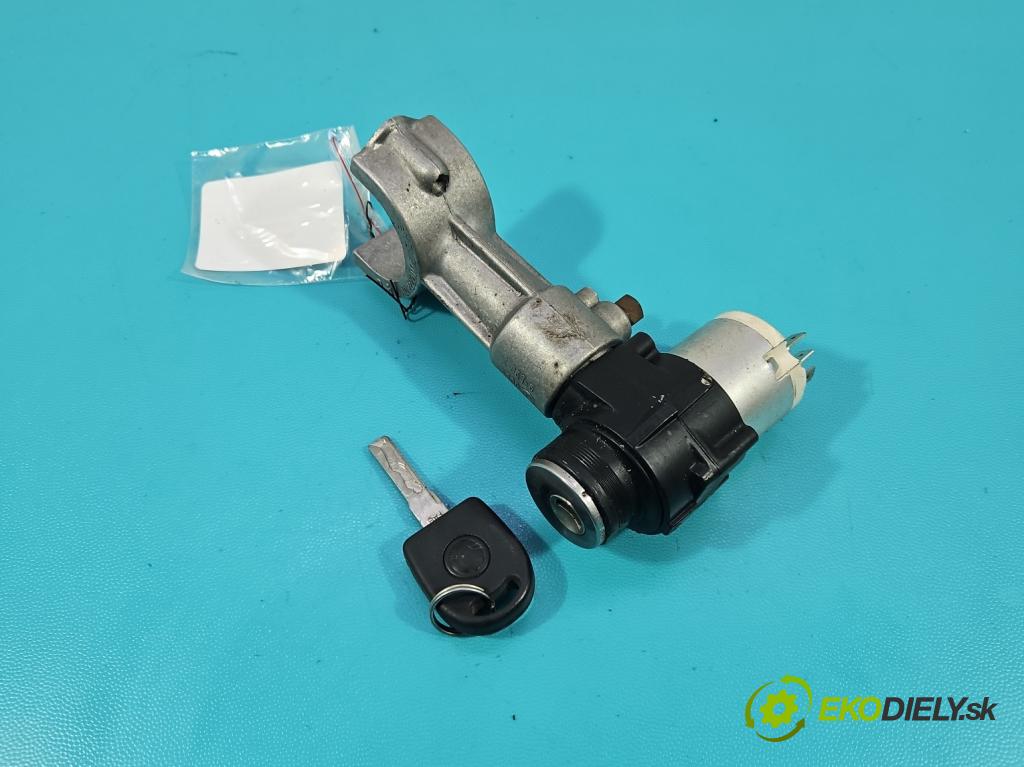 Skoda Felicia 1.3 mpi 68 hp manual 50 kW 1289 cm3 5- spínací skříňka  (Spínací skříňka)