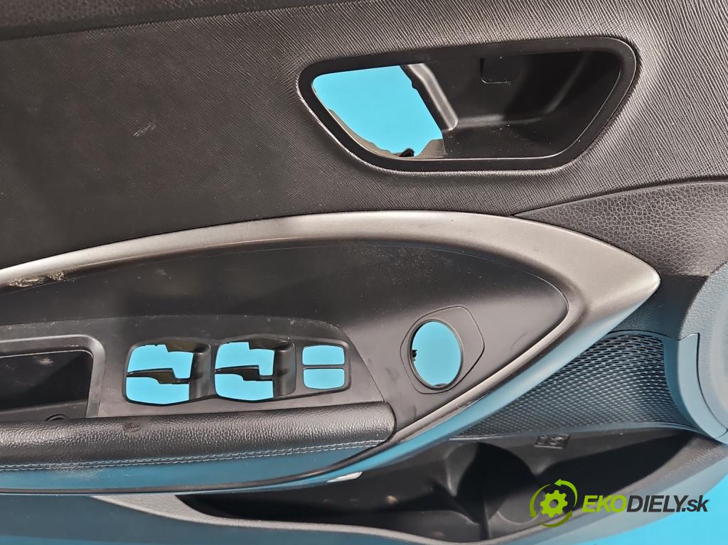 Hyundai Santa Fe III 2012–2018 2.4 GDI 190 hp automatic 140 kW 2359 cm3 5- Tapacír: dveře přední levé