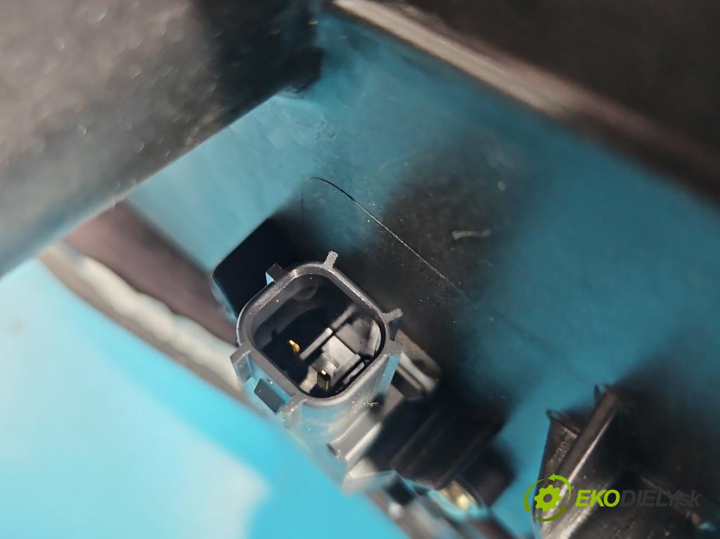 Hyundai Santa Fe III 2012–2018 2.4 GDI 190 HP automatic 140 kW 2359 cm3 5- mechanizmus okna predné ľavý 82450-2W020