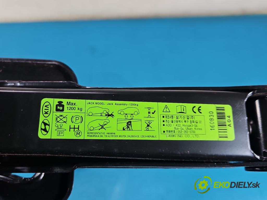 Hyundai Santa Fe III 2012–2018 2.4 GDI 190 hp automatic 140 kW 2359 cm3 5- mechanismus stahování automobilový