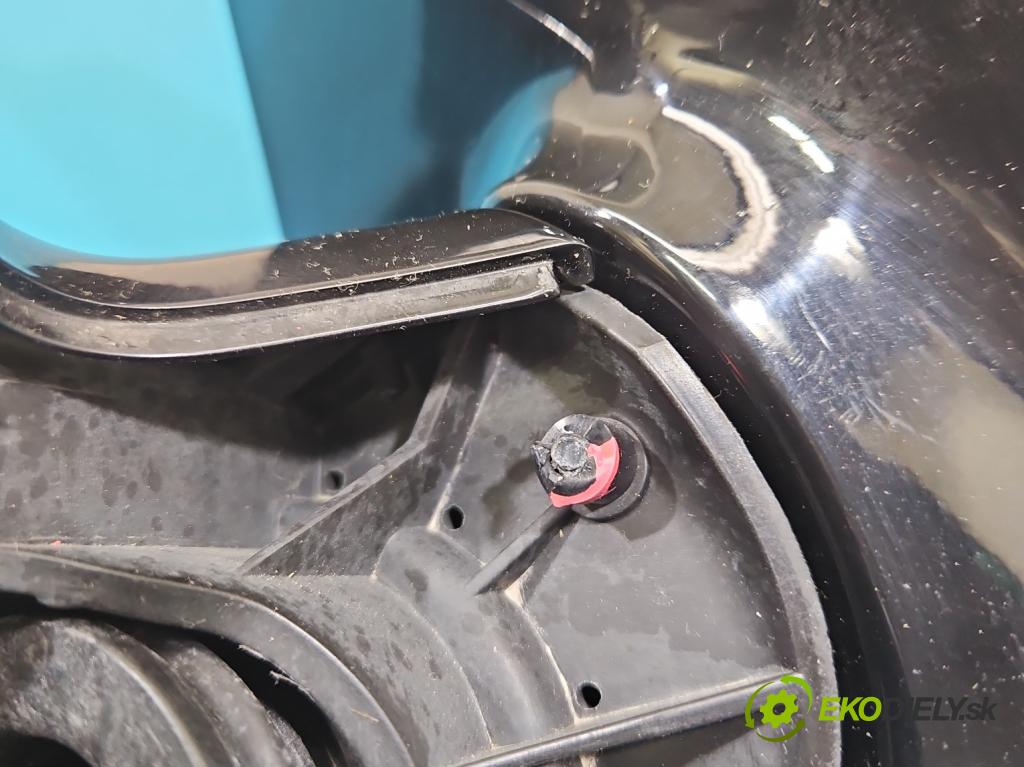 Hyundai Santa Fe III 2012–2018 2.4 GDI 190 HP automatic 140 kW 2359 cm3 5- zrkadlo pravé  (Kľučka dverí ostatné)