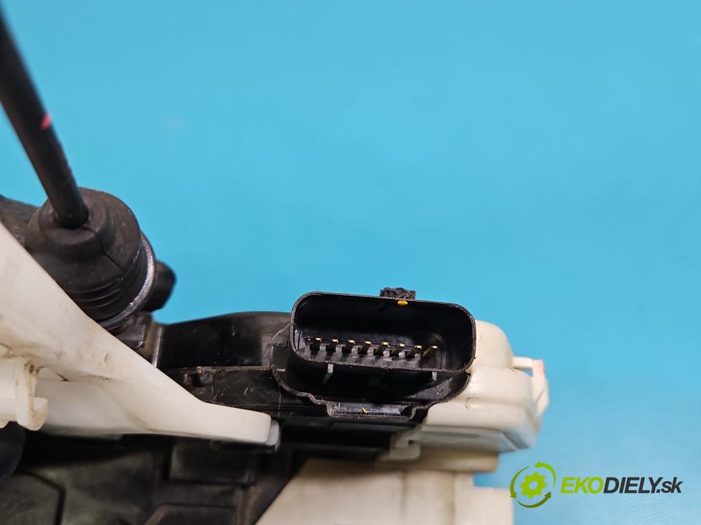 Hyundai Santa Fe III 2012–2018 2.4 GDI 190 hp automatic 140 kW 2359 cm3 5- zámek přední levý 81310-2W010