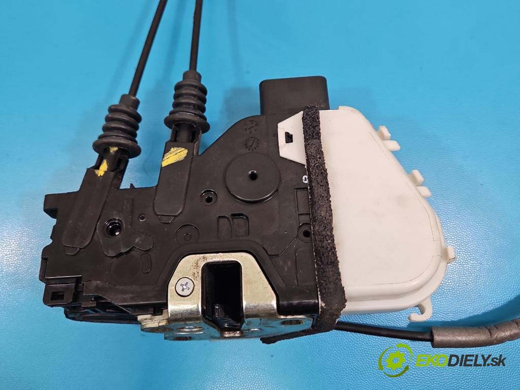 Hyundai Santa Fe III 2012–2018 2.4 GDI 190 HP automatic 140 kW 2359 cm3 5- zámok predné pravý 81320-2W010GHZ