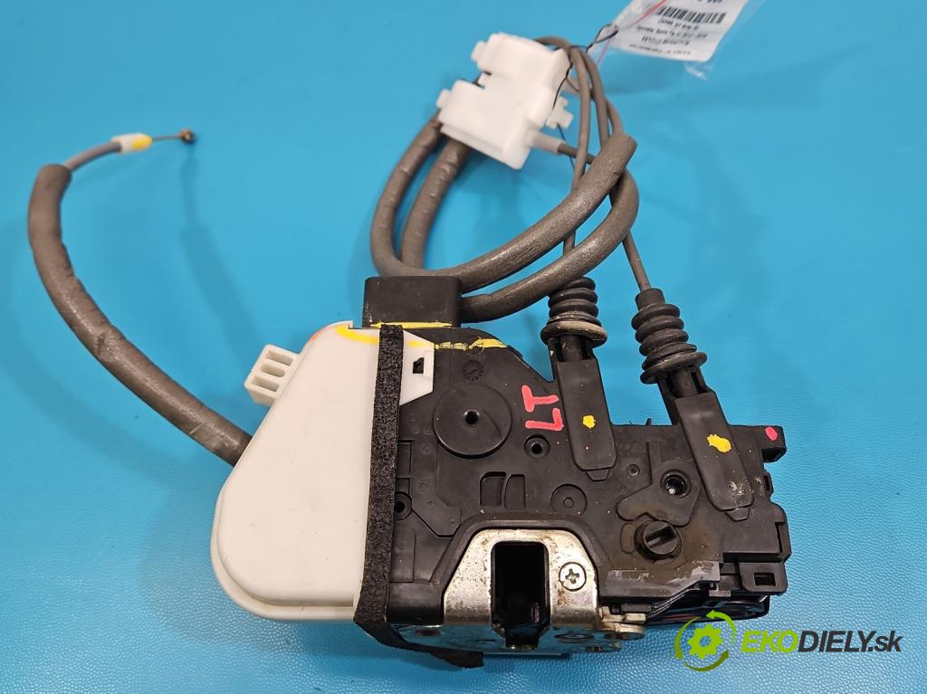 Hyundai Santa Fe III 2012–2018 2.4 GDI 190 HP automatic 140 kW 2359 cm3 5- zámok zadné ľavý 81410-2W000GIH