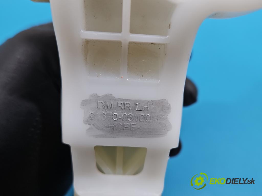 Hyundai Santa Fe III 2012–2018 2.4 GDI 190 HP automatic 140 kW 2359 cm3 5- rukoväť zadné ľavé mimo: 91370-03100 (Kľučka dverí ostatné)