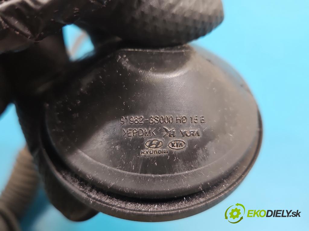 Hyundai Santa Fe III 2012–2018 2.4 GDI 190 hp automatic 140 kW 2359 cm3 5- Balíček: dveře zadní vlevo 91650-4Z020