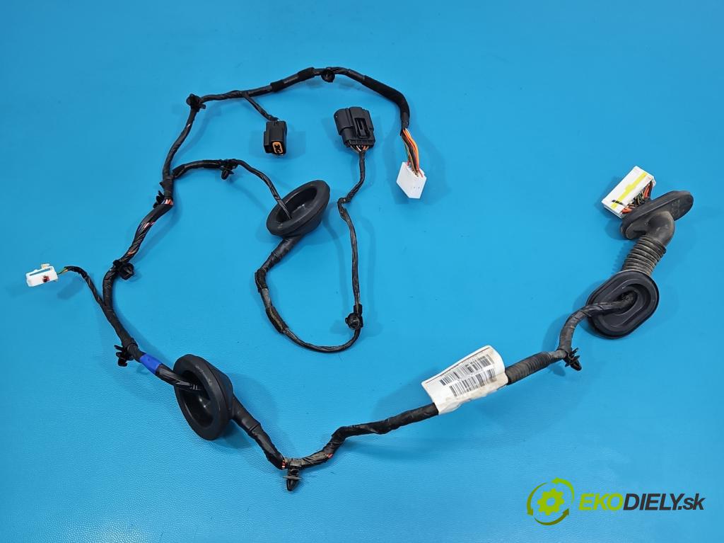 Hyundai Santa Fe III 2012–2018 2.4 GDI 190 hp automatic 140 kW 2359 cm3 5- Balíček: dveře zadní pravých 91660-4Z020