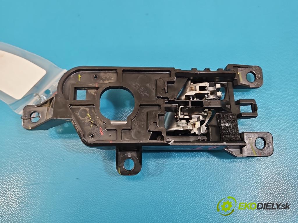 Hyundai Santa Fe III 2012–2018 2.4 GDI 190 HP automatic 140 kW 2359 cm3 5- rukoväť uvnitř: zadné ľavé 83610-2W000