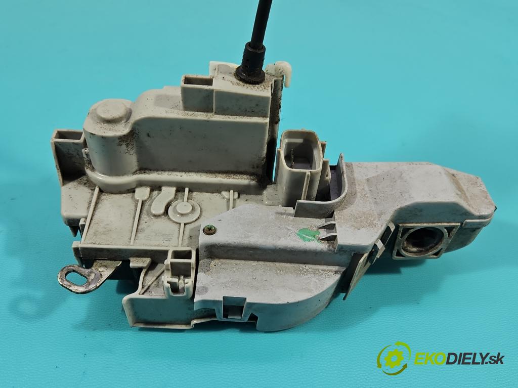 Fiat Bravo II 2007-2014 1.4 T 120 HP manual 88 kW 1368 cm3 5- zámok predné ľavý