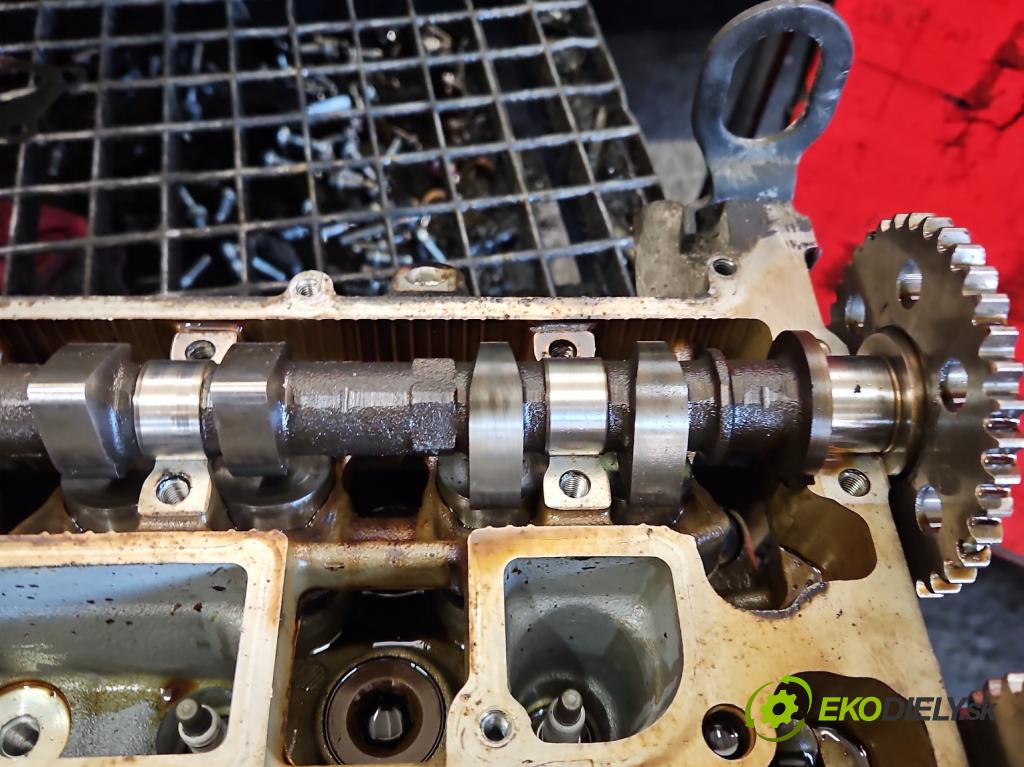 Volvo V70 III 2007-2016 2.0 16V 145 HP manual 107 kW 1999 cm3 5- Hlava: motora RF6C1G6090AA