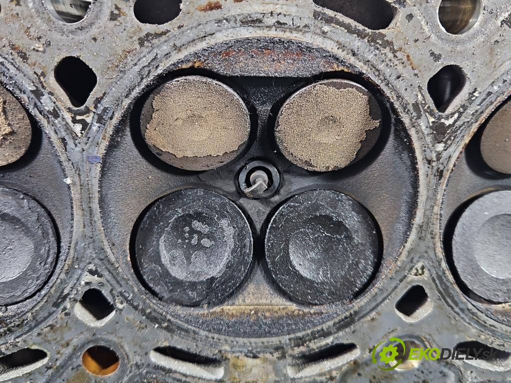 Volvo V70 III 2007-2016 2.0 16V 145 HP manual 107 kW 1999 cm3 5- Hlava: motora RF6C1G6090AA