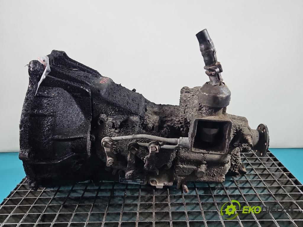 Mercedes KACZKA T1 W601 2.4d 88 HP manual 65 kW 2350 cm3 5- prevodovka stupeň,rýchlosť manual 711.110