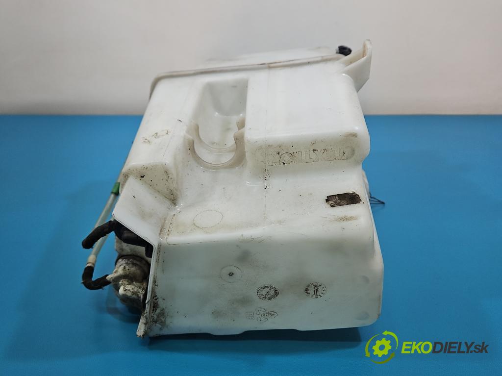 Toyota Corolla E12 2001-2009 1.6 vvti 110 HP manual 81 kW 1598 cm3 5- nádržka tekutina: ostrekovačov