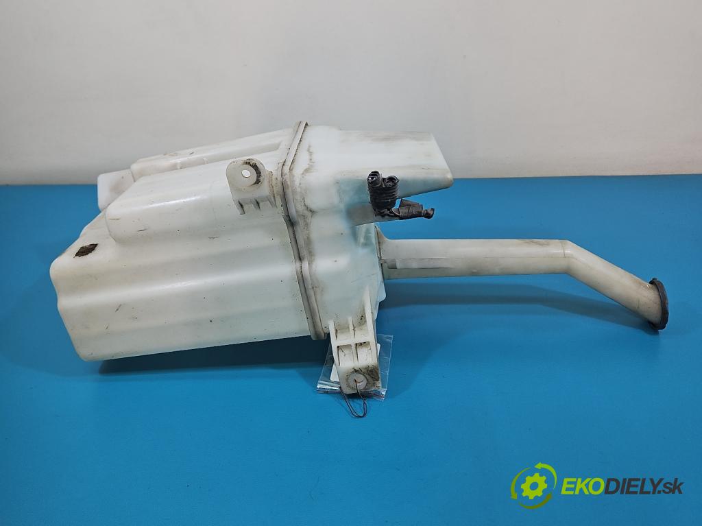 Toyota Corolla E12 2001-2009 1.6 vvti 110 HP manual 81 kW 1598 cm3 5- nádržka tekutina: ostrekovačov