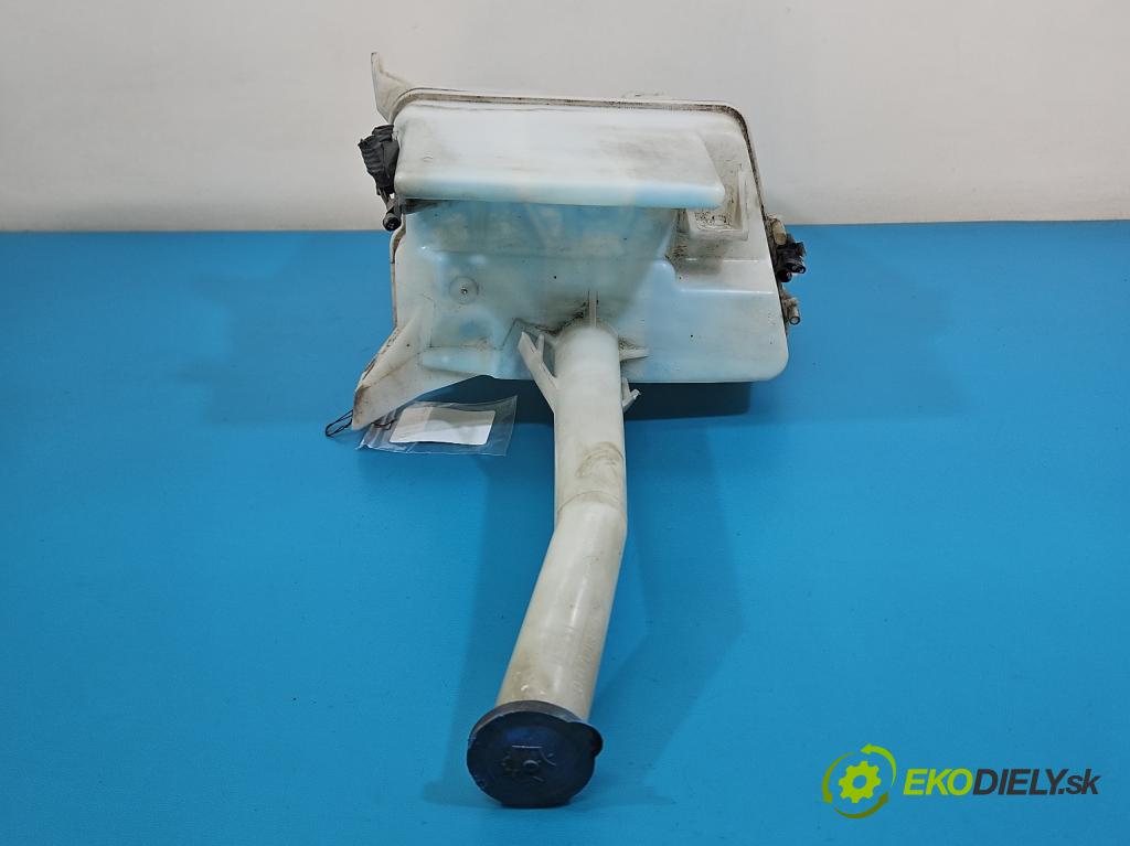 Toyota Corolla E12 2001-2009 1.6 vvti 110 HP manual 81 kW 1598 cm3 5- nádržka tekutina: ostrekovačov