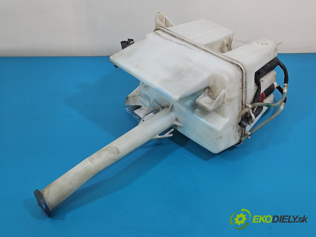 Toyota Corolla E12 2001-2009 1.6 vvti 110 HP manual 81 kW 1598 cm3 5- nádržka tekutina: ostrekovačov 