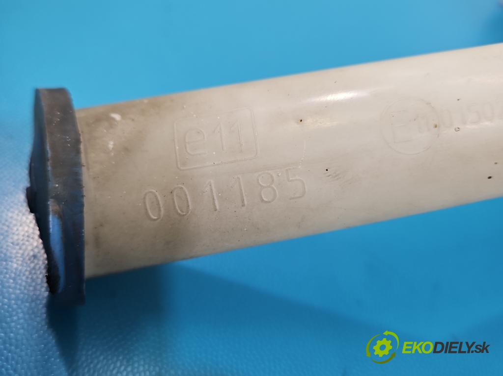 Toyota Corolla E12 2001-2009 1.6 vvti 110 HP manual 81 kW 1598 cm3 5- nádržka tekutina: ostrekovačov