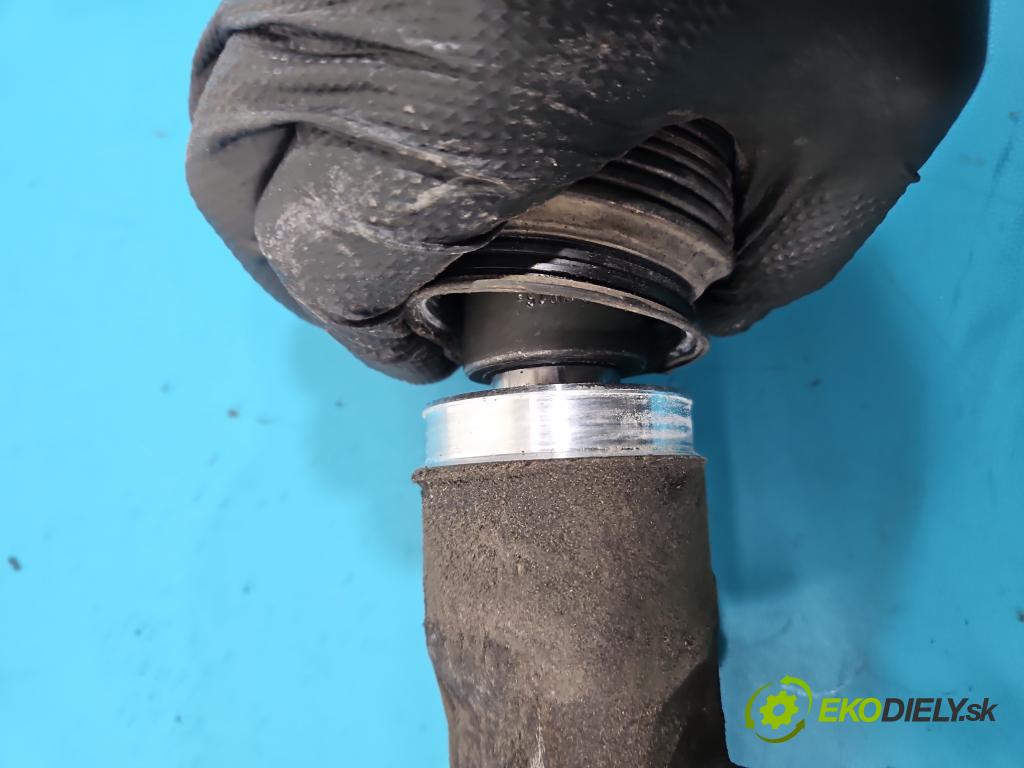 Peugeot 207 1.4 8V 73 HP manual 54 kW 1360 cm3 5- Ozubené kolo: volant 6700002140