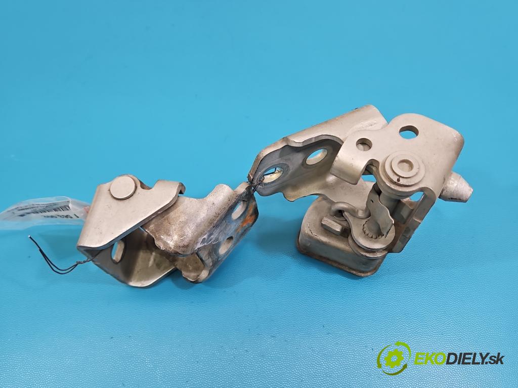 Peugeot 207 1.4 8V 73 hp manual 54 kW 1360 cm3 5- Závěs: dveře přední levý