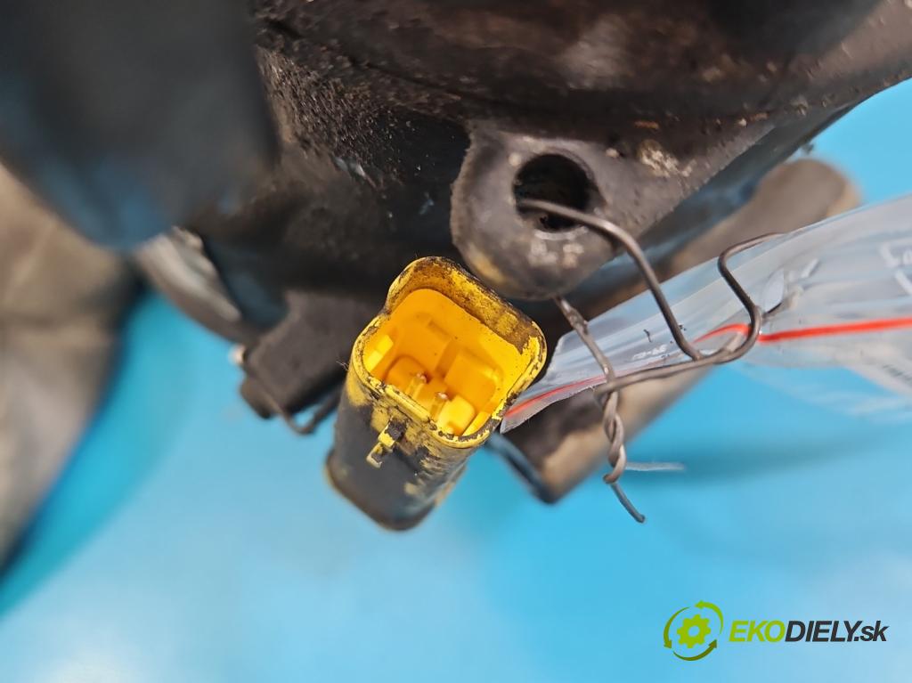 Peugeot 207 1.4 8V 73 HP manual 54 kW 1360 cm3 5- Kompresor: klimatizácie 9670318880 (Kompresor klimatizácie)