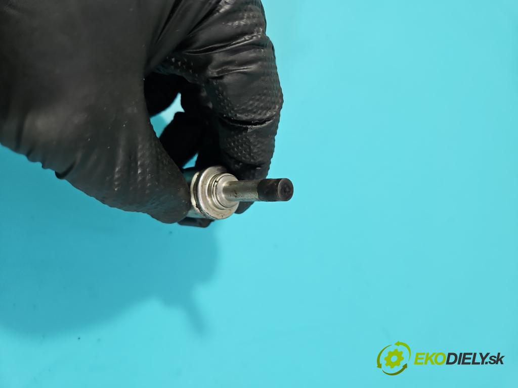 Ford Focus Mk3 2010-2018 1.5 EcoBoost: 150 HP manual 110 kW 1498 cm3 4- vstrek DS7G-9F593-EA (Vstrekovač paliva)