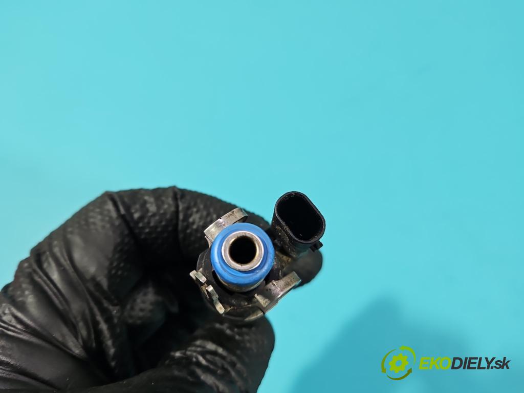 Ford Focus Mk3 2010-2018 1.5 EcoBoost: 150 HP manual 110 kW 1498 cm3 4- vstrek DS7G-9F593-EA (Vstrekovač paliva)