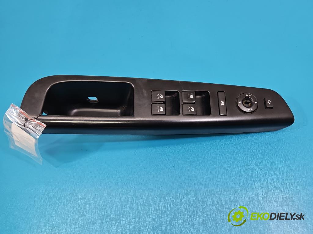Kia Ceed I 2006-2012 2.0 crdi 140 HP manual 103 kW 1991 cm3 5- prepínač okien spätných zrkadiel 82351-1H020