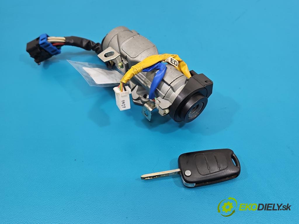 Kia Ceed I 2006-2012 2.0 crdi 140 HP manual 103 kW 1991 cm3 5- Spínačka  (Spínacia skrinka)