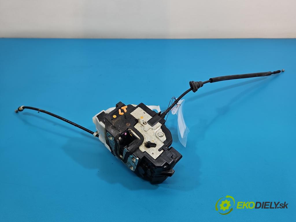 Kia Ceed I 2006-2012 2.0 crdi 140 HP manual 103 kW 1991 cm3 5- zámok zadné ľavý 