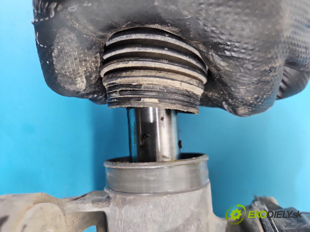 Skoda Octavia IV 2019- 2.0 TDI 116 HP manual 85 kW 1968 cm3 5- Ozubené kolo: volant 5WB423105A