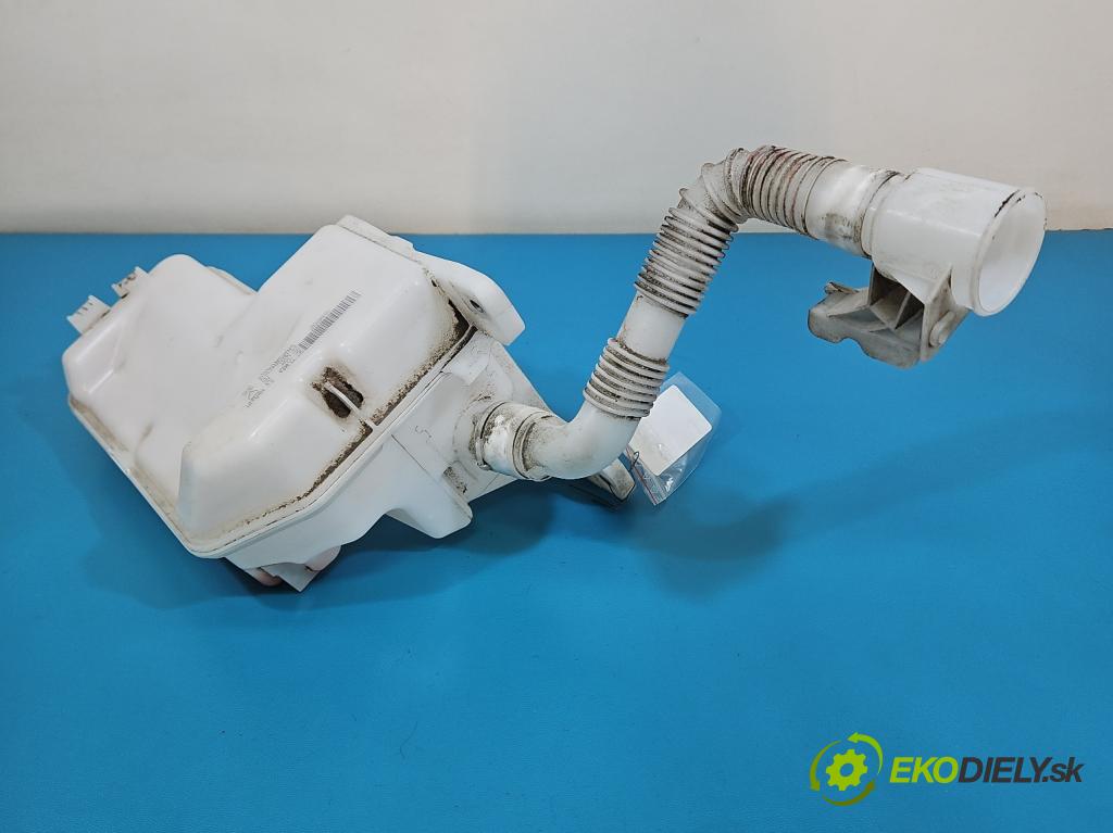 Skoda Octavia IV 2019- 2.0 TDI 116 HP manual 85 kW 1968 cm3 5- nádržka tekutina: ostrekovačov 5FF955453