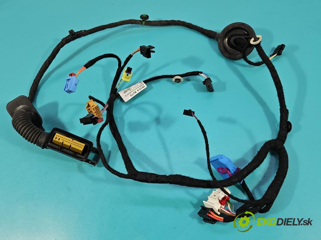 Skoda Octavia IV 2019- 2.0 TDI 116 hp manual 85 kW 1968 cm3 5- Balíček: dveře přední vlevo 5E4971120BB