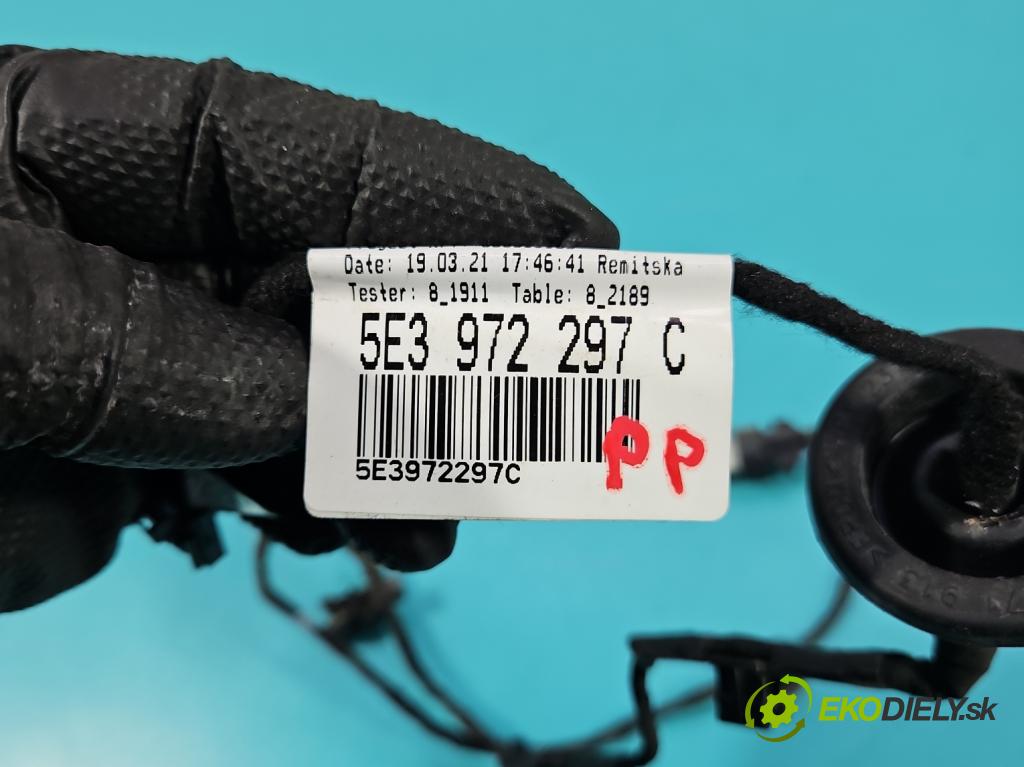 Skoda Octavia IV 2019- 2.0 TDI 116 hp manual 85 kW 1968 cm3 5- Balíček: dveře přední pravých 5E3972297C