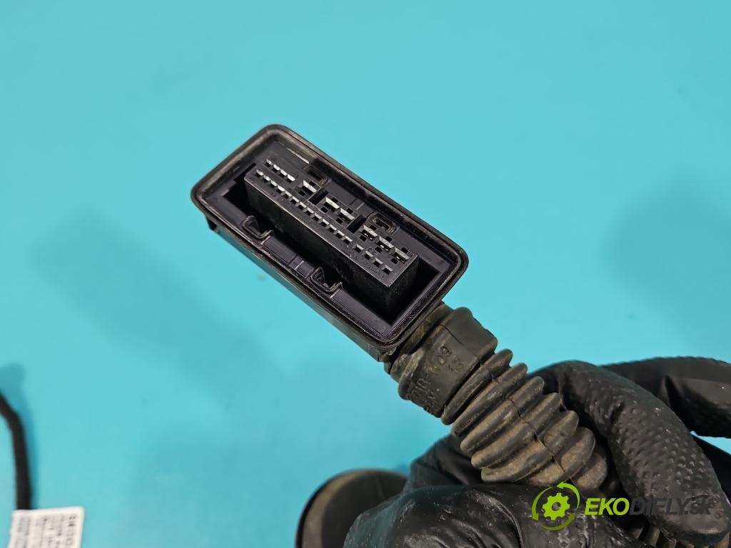 Skoda Octavia IV 2019- 2.0 TDI 116 hp manual 85 kW 1968 cm3 5- Balíček: dveře zadní pravých 5E3971694