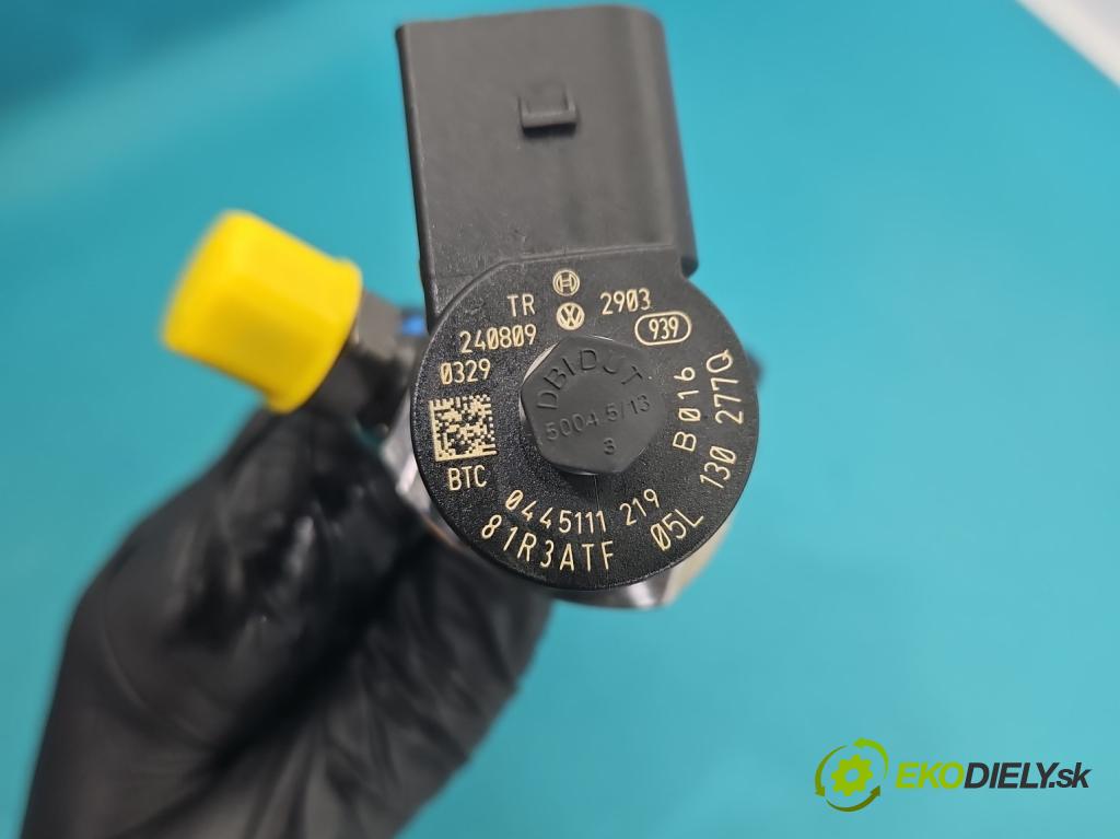 Skoda Superb IV 2023- 2.0 TDI 150 hp automatic 110 kW 1968 cm3 5- vstřikovač 0445111219 (Vstřikovač paliva)