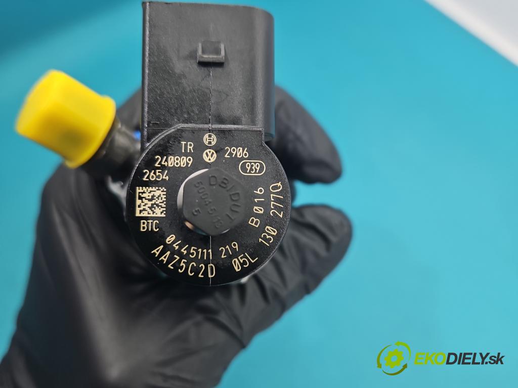 Skoda Superb IV 2023- 2.0 TDI 150 hp automatic 110 kW 1968 cm3 5- vstřikovač 0445111219 (Vstřikovač paliva)