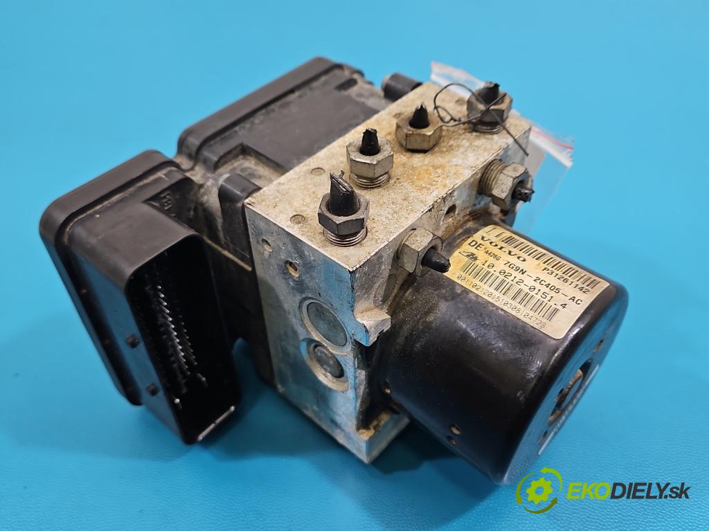 Volvo V70 III 2007-2016 2.0 16V 145 HP manual 107 kW 1999 cm3 5- čerpadlo abs 31261142 (Pumpa ABS)
