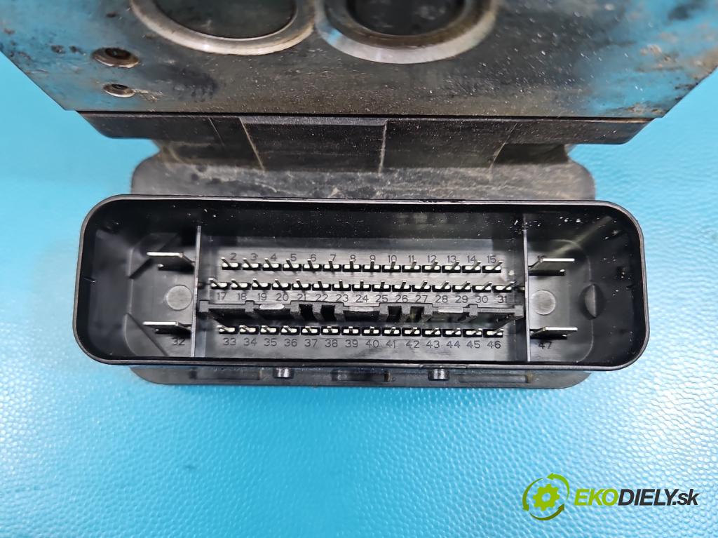 Volvo V70 III 2007-2016 2.0 16V 145 HP manual 107 kW 1999 cm3 5- čerpadlo abs 31261142 (Pumpa ABS)