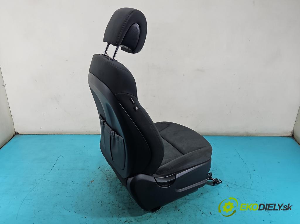 Hyundai Santa Fe III 2012–2018 2.4 GDI 190 HP automatic 140 kW 2359 cm3 5- Sedačka pravý  (Sedadlo)