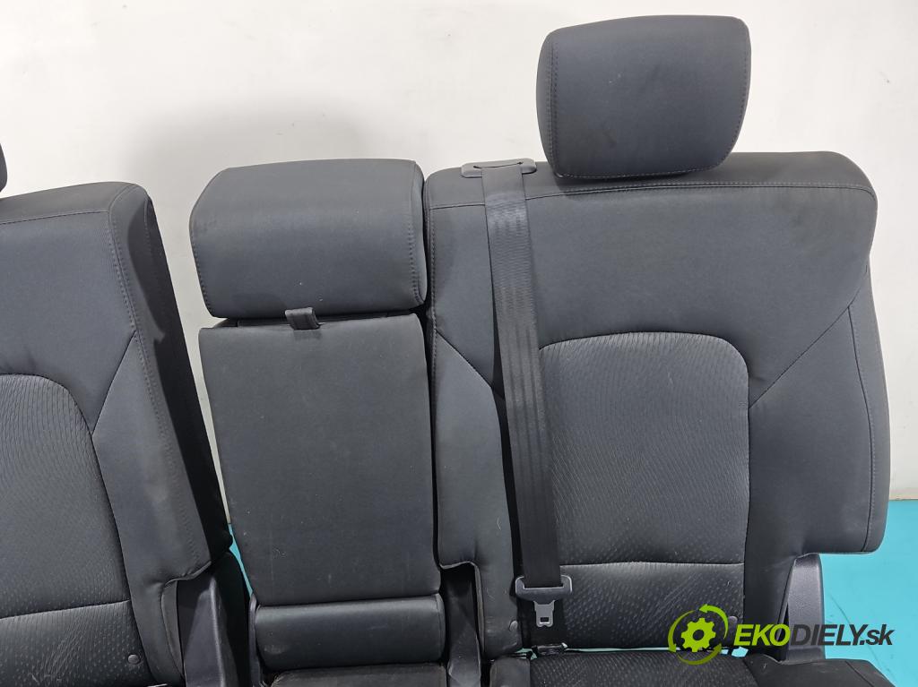 Hyundai Santa Fe III 2012–2018 2.4 GDI 190 HP automatic 140 kW 2359 cm3 5- Pohovka: zadné  (Sedadlo)