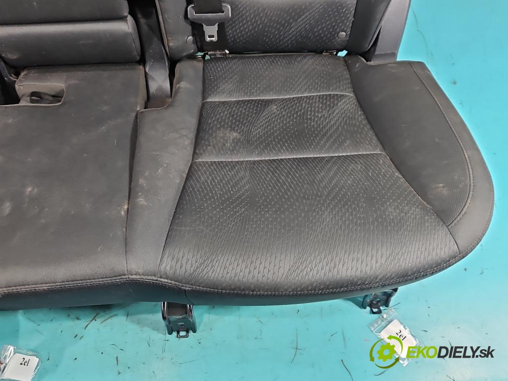 Hyundai Santa Fe III 2012–2018 2.4 GDI 190 HP automatic 140 kW 2359 cm3 5- Pohovka: zadné  (Sedadlo)