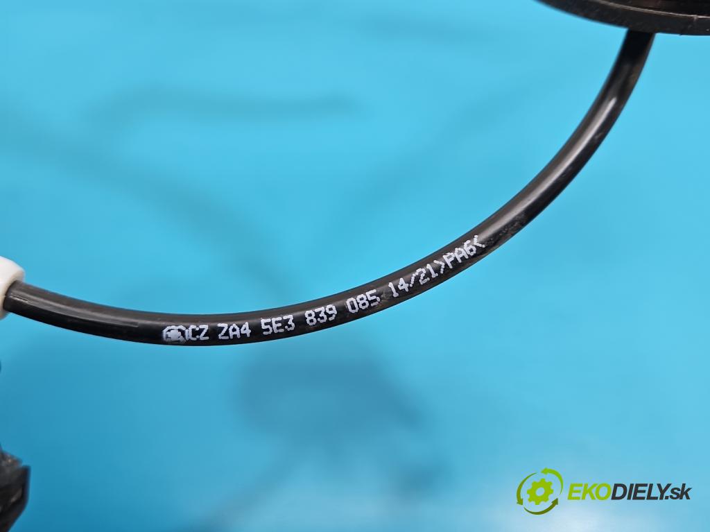 Skoda Octavia IV 2019- 2.0 TDI 116 HP manual 85 kW 1968 cm3 5- zámok zadné pravý A6L-5TA839016L